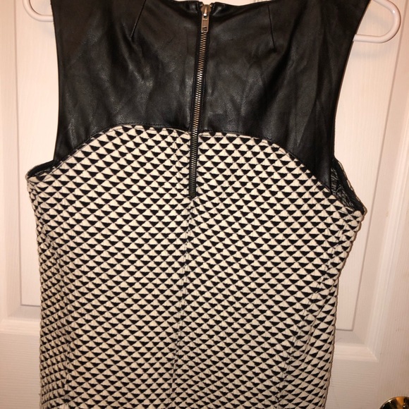 Sanctuary Top - Picture 2 of 6